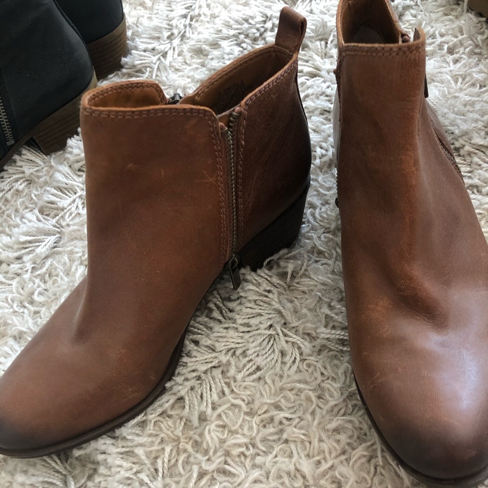 Lucky brand booties size 9